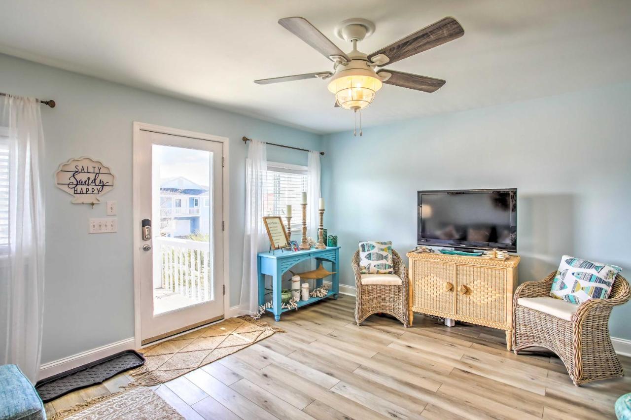 Coastal Oasis With Decks Walk To Holden Beach! 外观 照片
